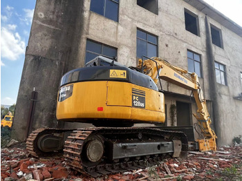Escavadeira KOMATSU PC128