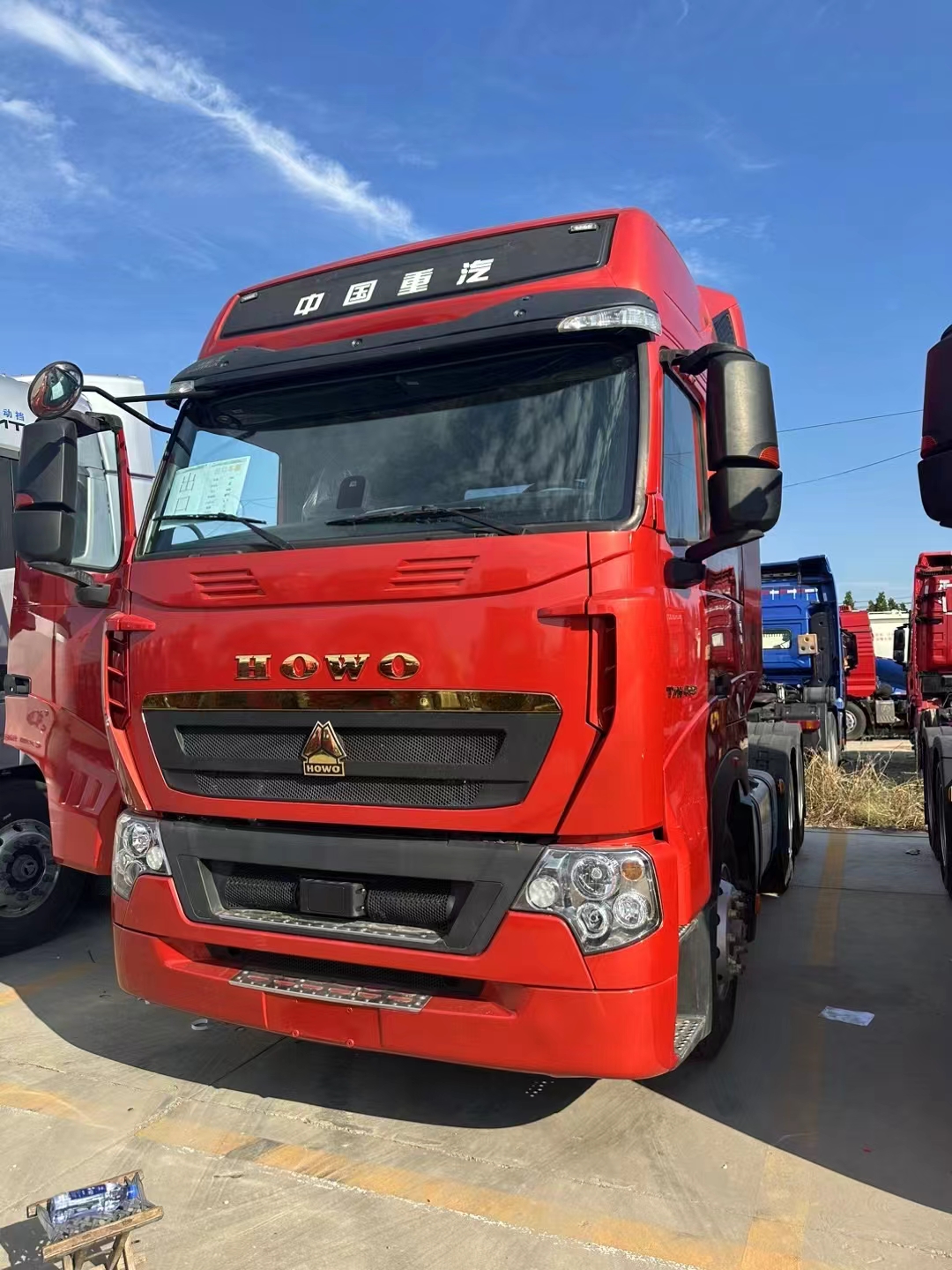 Tractor SINOTRUK HOWO