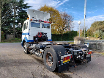 Tractor Mercedes-Benz SK 1927 NL Truckhead: foto 4