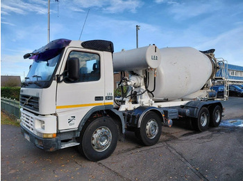 Camião betoneira VOLVO FM12 340