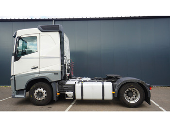 Tractor VOLVO FH 420