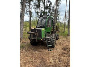 Forwarder John Deere 810 E: foto 2
