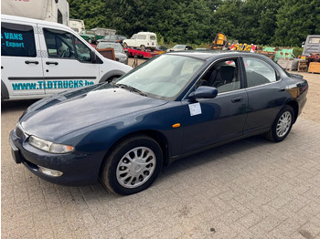 Sedan MAZDA