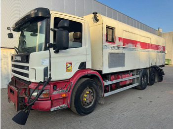 Camião SCANIA P94