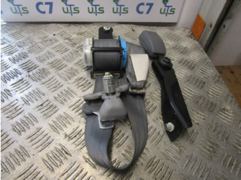 Cabine e interior MITSUBISHI