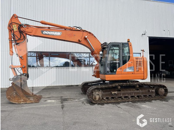 Escavadora de rastos DOOSAN DX235
