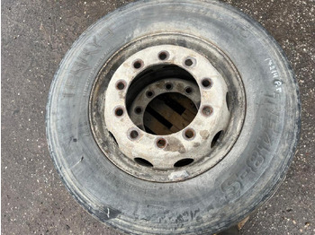 Jantes e pneus para Camião Volvo Rehvid + veljed 315/70R22.5 31570R225: foto 3