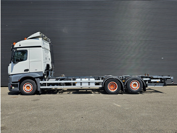 Camião transportador de contêineres/ Caixa móvel Mercedes-Benz ACTROS 2640 6x2-4 / NL TRUCK: foto 5