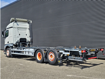 Camião transportador de contêineres/ Caixa móvel Mercedes-Benz ACTROS 2640 6x2-4 / NL TRUCK: foto 3