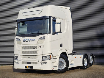 Tractor SCANIA R 580