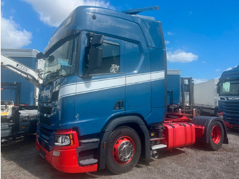 Tractor SCANIA R 450