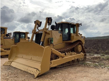Buldôzer CATERPILLAR D8T