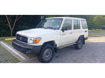 Automóvel TOYOTA Land Cruiser