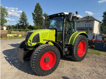 Trator CLAAS Ares