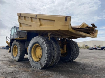 Locação financeira de  CAT 777F CAT 777F: foto 2