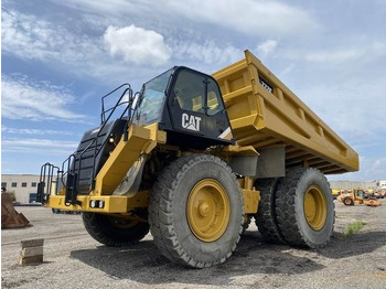 Locação financeira de  CAT 777F CAT 777F: foto 1
