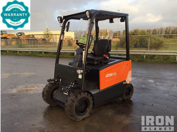 Empilhador elétrico DOOSAN