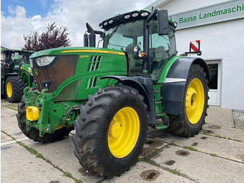 Trator JOHN DEERE 6215R