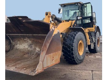 Pá carregadora CATERPILLAR 966M