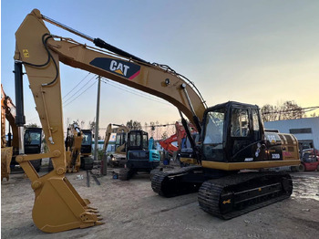 Escavadora de rastos CATERPILLAR 320D