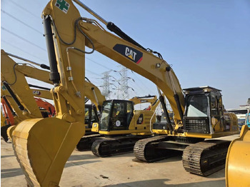 Escavadora de rastos CATERPILLAR 330D2L