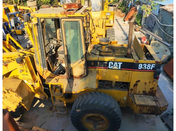 Pá carregadora de rodas CATERPILLAR 938F