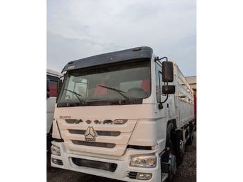 Camião de caixa aberta/ Plataforma SINOTRUK HOWO
