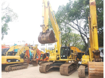 Escavadora de rastos KOMATSU PC490LC-10