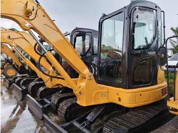 Mini escavadeira KOMATSU PC50