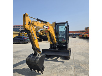 Mini escavadeira SANY SY35U: foto 3 Mini escavadeira SANY SY35U: foto 3