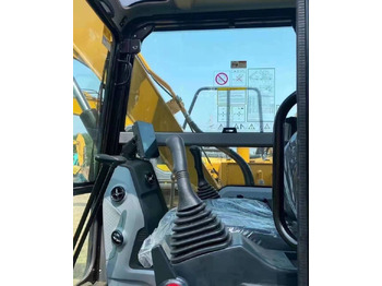 Mini escavadeira Sany SY75C Pro: foto 3