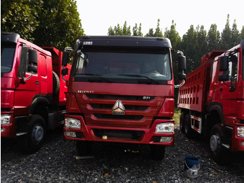 Camião basculante SINOTRUK HOWO