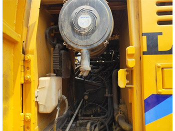 Escavadora de rastos Volvo EC 210 B LC: foto 4