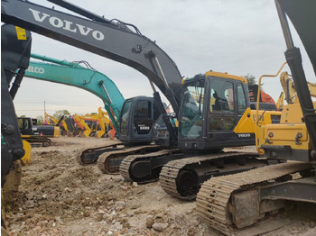 Escavadora de rastos VOLVO EC210B