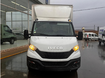 Carrinha de contentor Caja cerrada IVECO 35C16 20m3 con puertas traseras: foto 2