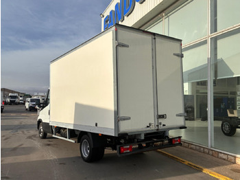 Carrinha de contentor Caja cerrada IVECO 35C16 3.0 20m3 con puertas traseras: foto 4