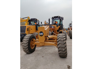Motoniveladora CATERPILLAR 140H