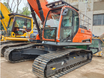 Escavadora de rastos DOOSAN DX300LC-9C