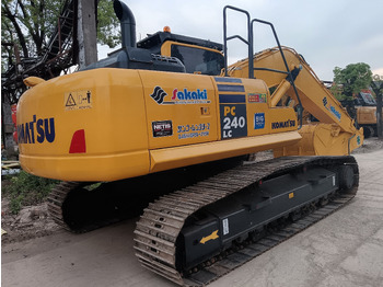 Escavadora de rastos KOMATSU PC240
