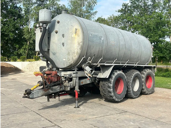 Máquina agrícola JAKO