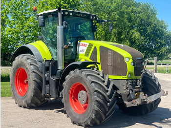 Trator CLAAS Axion 950