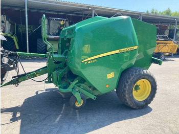 Enfardadeira de fardos redondos JOHN DEERE