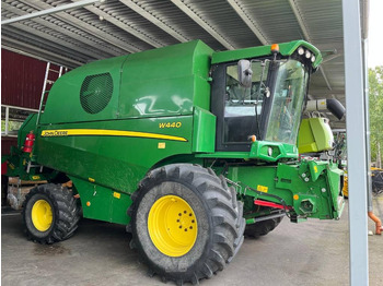 Ceifeira debulhadora JOHN DEERE W440