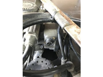 Válvula de freio para Camião Knorr-Bremse Europa 1827274 Scania R: foto 3 Válvula de freio para Camião Knorr-Bremse Europa 1827274 Scania R: foto 3