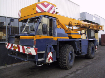 Grua todo o terreno TEREX