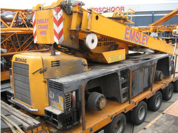 Grua móvel TEREX