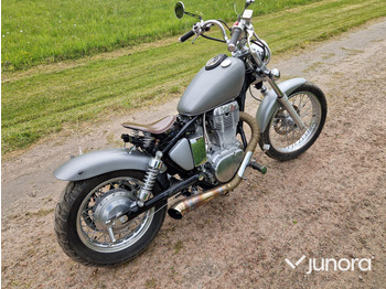 Motocicleta SUZUKI