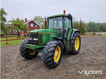 Trator JOHN DEERE 6900