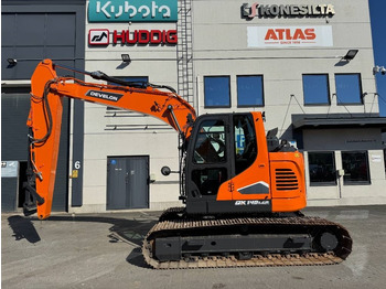 Escavadora de rastos DEVELON