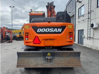 Escavadeira de rodas Doosan DX 165 W-5: foto 4